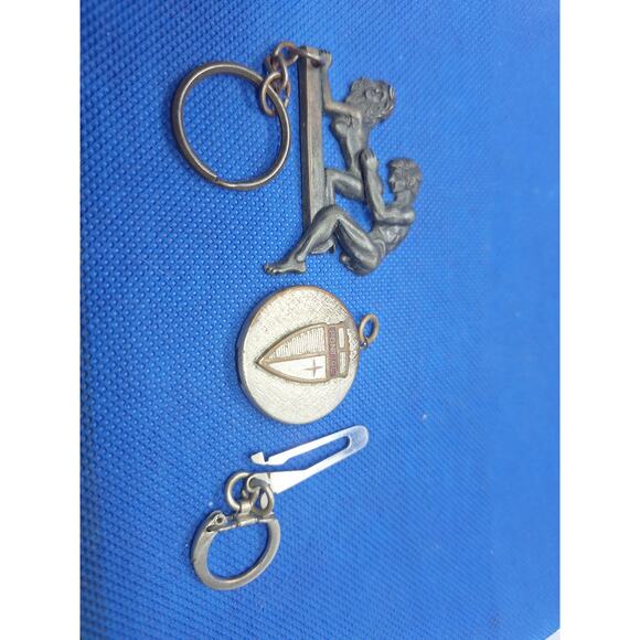 Vintage 1940s-50s Pontiac Key Fob plus XXX Keychain! You Get Both! Estate Find! - Picture 7 of 13